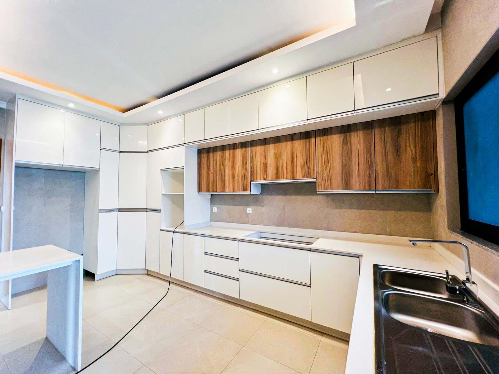 Apartamentos T3, T4 nas Torres Triunfo no Bairro Triunfo Novo por 128.000.00 MZN