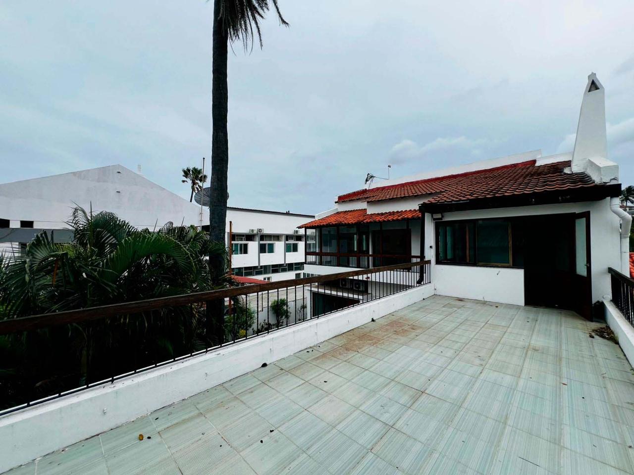 Vende-se Moradia para Escritório na Av. Julius Nyerere por Apenas 1.750.000.00USD