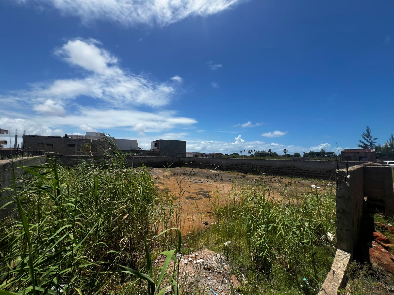 Trespasse de terreno em Mapulene por apenas 700.000.00 Mzn