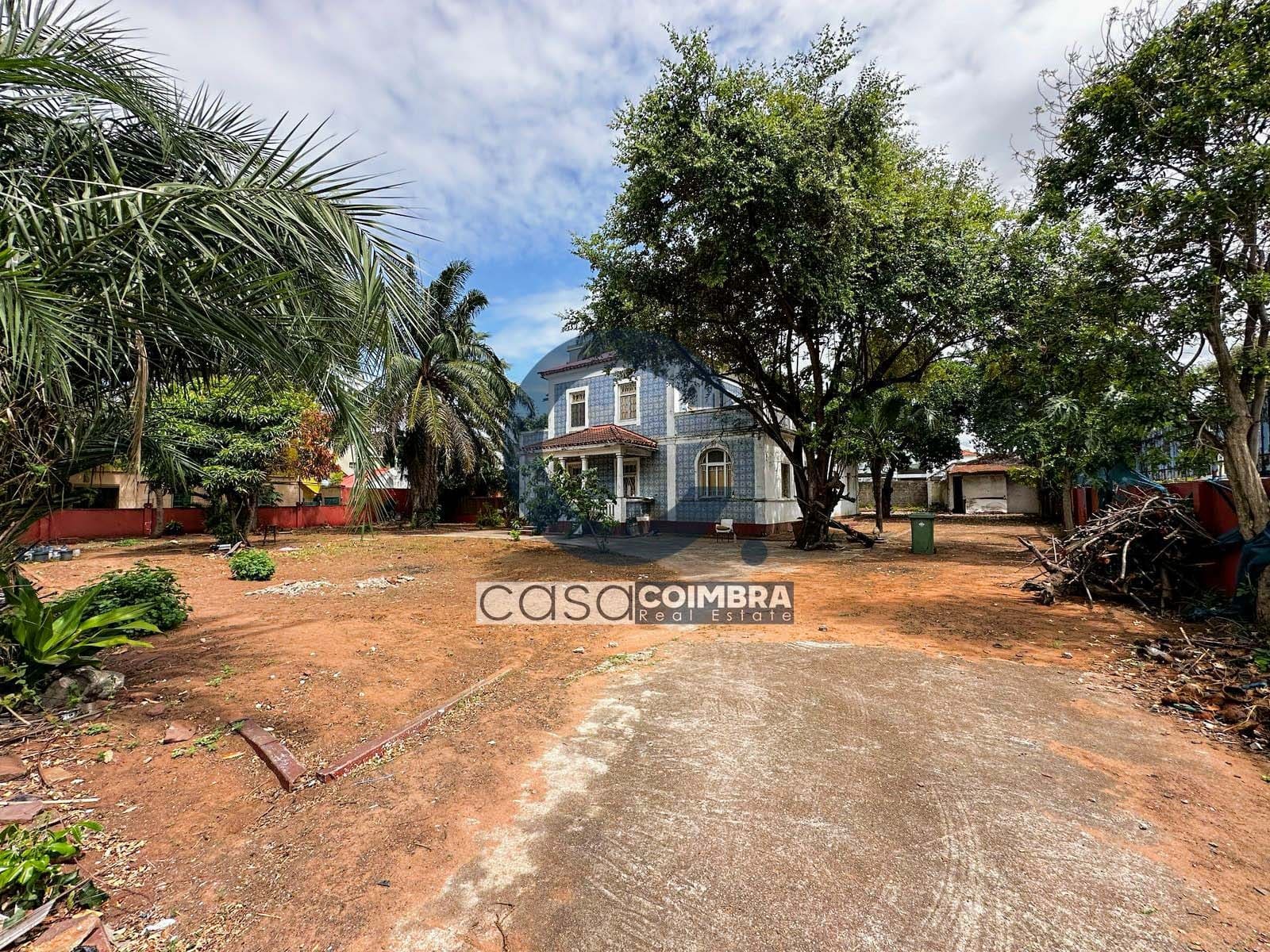 Vende-se Ruína na Av. Martins da Machava por Apenas 150.000.000.00MZN