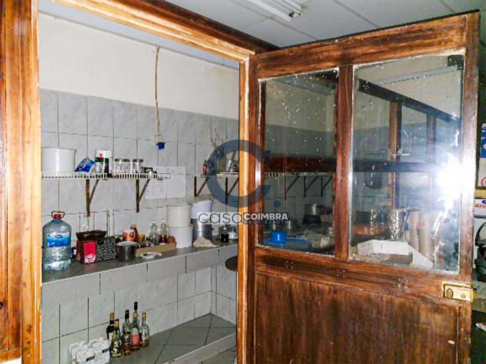 Vende-se Edifício Comercial Deja Vu na Av. Fernão Magalhães por Apenas 750.000.00USD