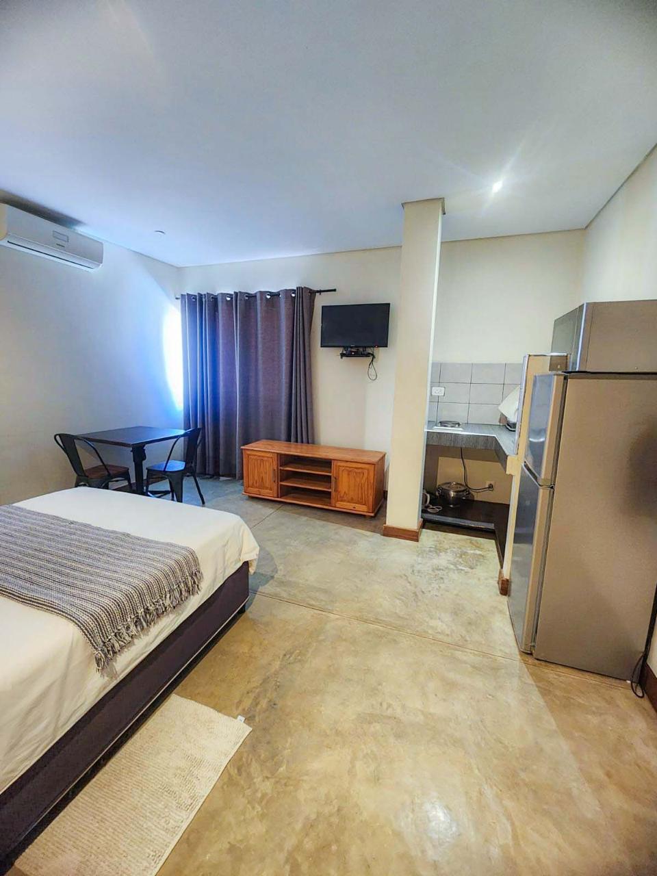 Arrenda-se Guest House na Sommerschield 2  por Apenas 1.710.000.00 MZN