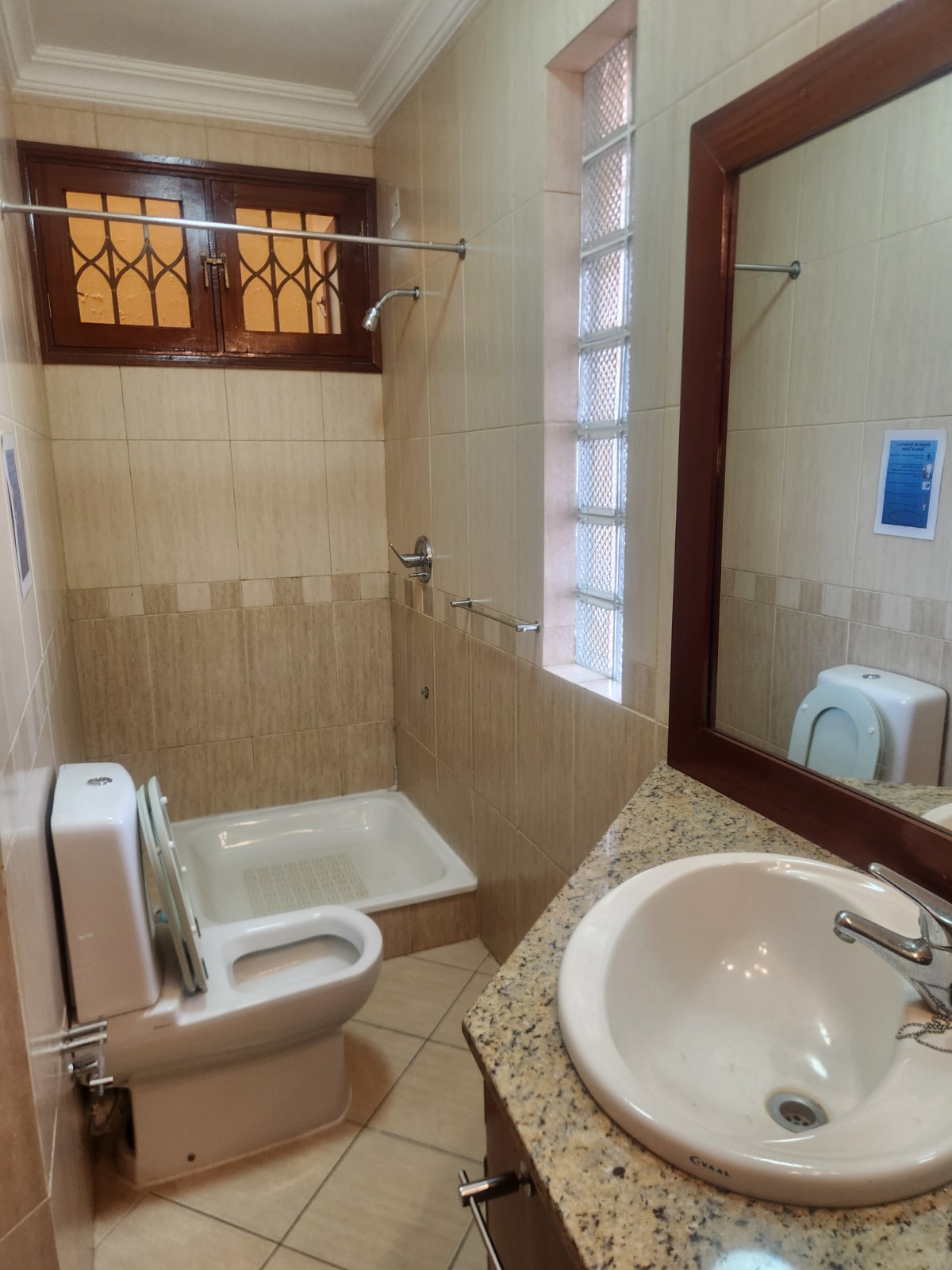 Arrenda-se Moradia T12 Para Escritorio ou Residencia no Bairro da Sommerschield 1 por Apenas 10.000.00 USD